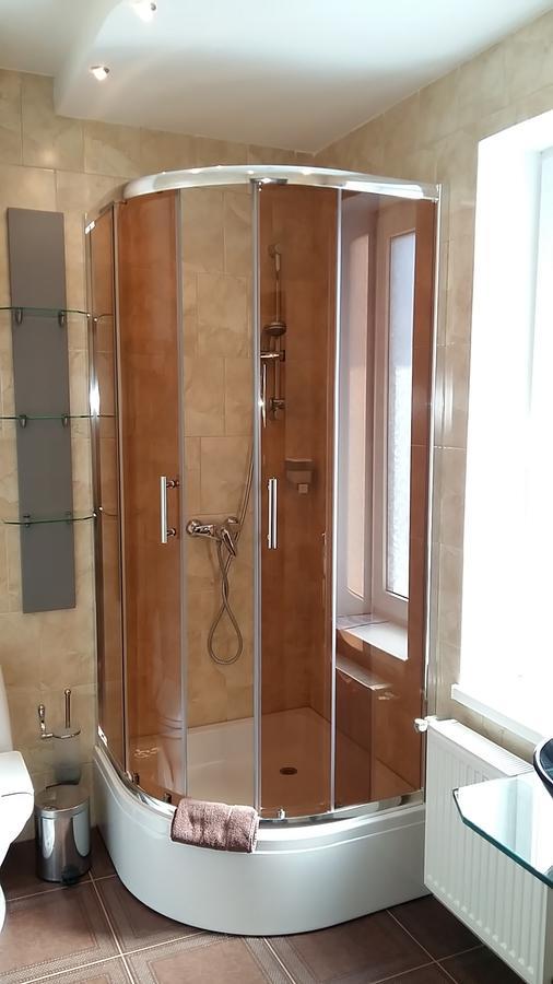 أوديسا Henry Ford Mini Hotel المظهر الخارجي الصورة