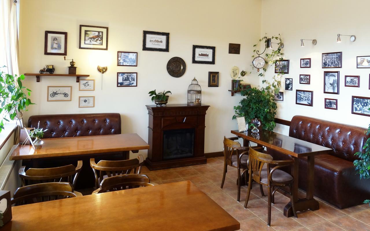 أوديسا Henry Ford Mini Hotel المظهر الخارجي الصورة